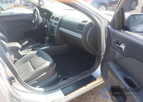 2009 Mercury Milan V6 Premier from USA, damaged, VIN 3MEHM08109R615910